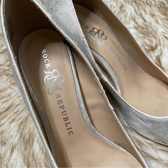 Rock & Republic silver metallic pump - Picture 4 of 10
